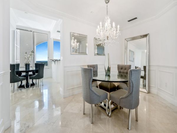 Private Beachfront Dining Exclusive Naples Three Bedroom