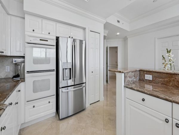 Private Beachfront Dining Exclusive Naples Three Bedroom