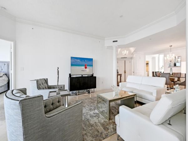 Private Beachfront Dining Exclusive Naples Three Bedroom