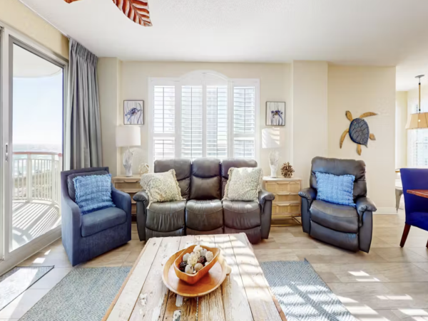 Located on Navarre Beach on the 4th floor - additional view, photo 2
