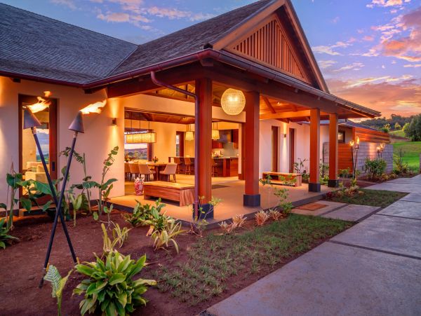 Kauai Luxury Vacation Rental - South Shore Villa and Guest House with Pool