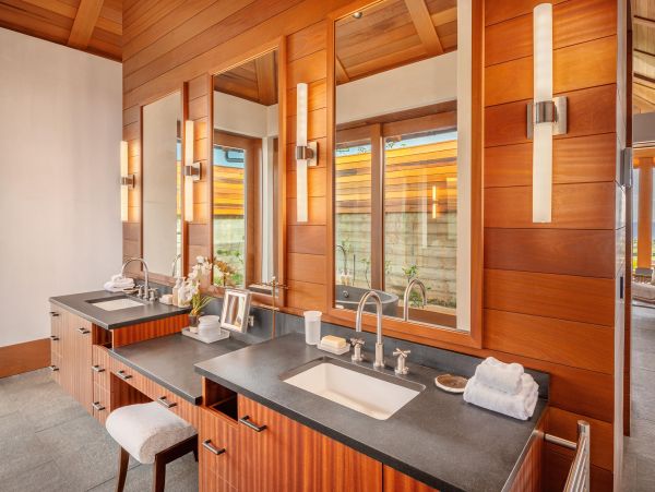 Kauai Luxury Vacation Rental - South Shore Villa and Guest House with Pool