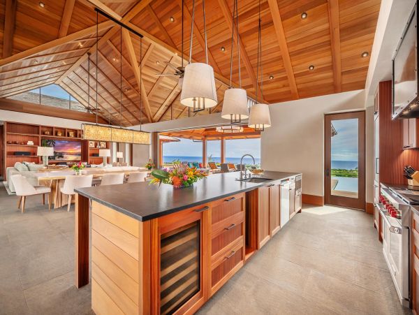 Kauai Luxury Vacation Rental - South Shore Villa and Guest House with Pool