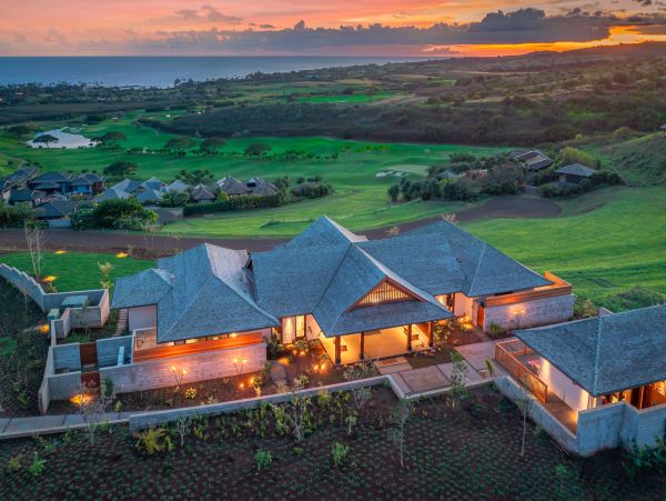 Kauai Luxury Vacation Rental - South Shore Villa and Guest House with Pool