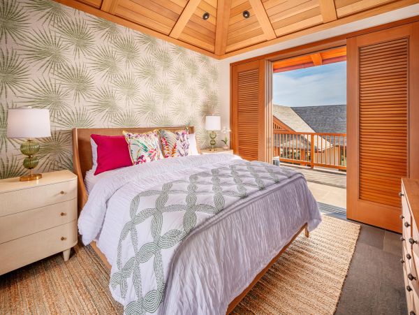Kauai Luxury Vacation Rental - South Shore Villa and Guest House with Pool