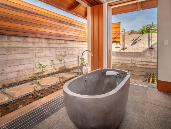 Kauai Luxury Vacation Rental - South Shore Villa and Guest House with Pool