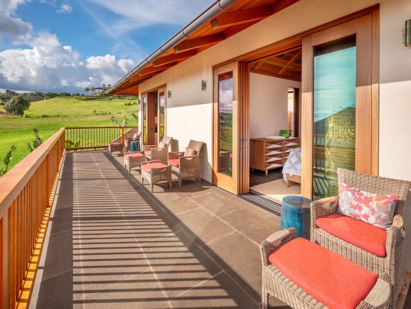 Kauai Luxury Vacation Rental - South Shore Villa and Guest House with Pool