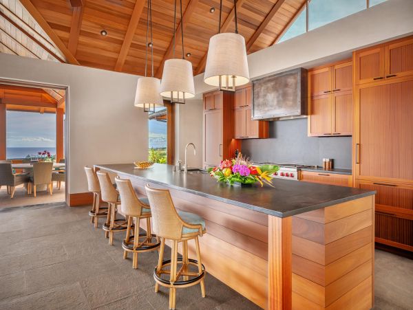 Kauai Luxury Vacation Rental - South Shore Villa and Guest House with Pool