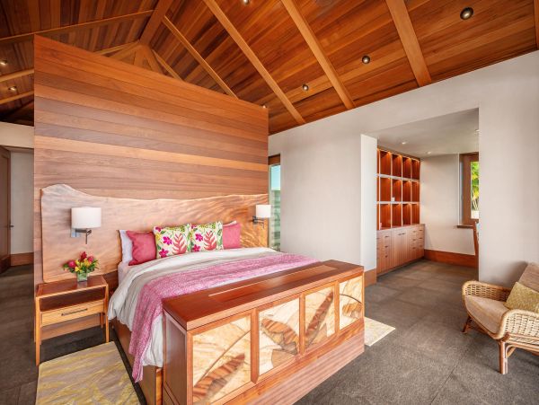 Kauai Luxury Vacation Rental - South Shore Villa and Guest House with Pool