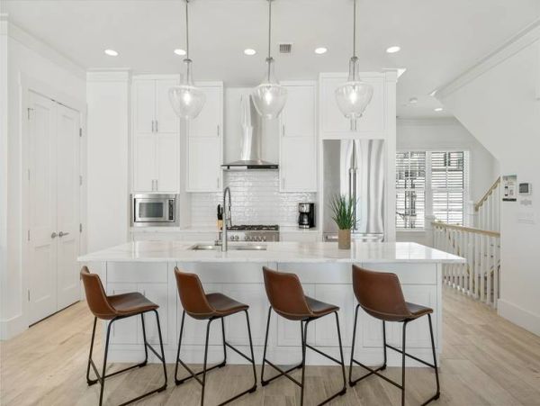 Beachfront 10-Bedroom Vacation Rentals  with Private Pools in Panama City Beach