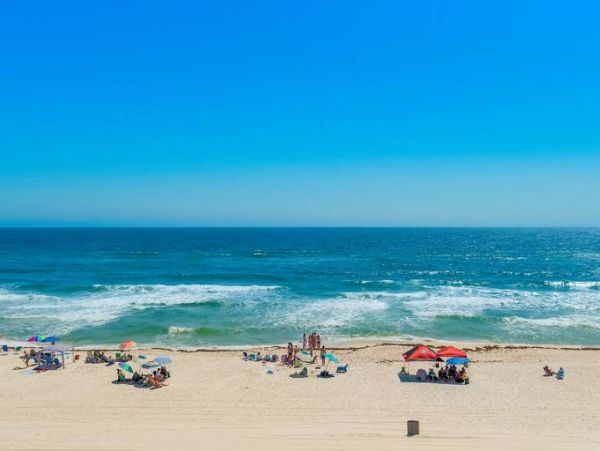 Beachfront 10-Bedroom Vacation Rentals  with Private Pools in Panama City Beach