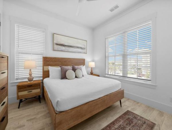 Beachfront 10-Bedroom Vacation Rentals  with Private Pools in Panama City Beach