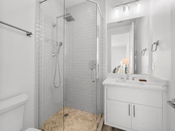Beachfront 10-Bedroom Vacation Rentals  with Private Pools in Panama City Beach