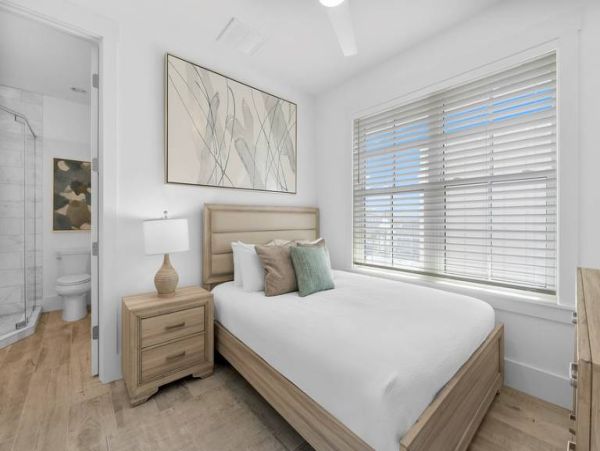 Beachfront 10-Bedroom Vacation Rentals  with Private Pools in Panama City Beach