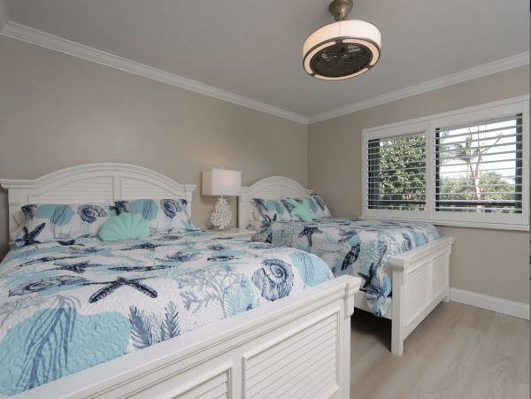 Beachfront Elegance on Sanibel Island - 3 BR Condo with Gulf Views