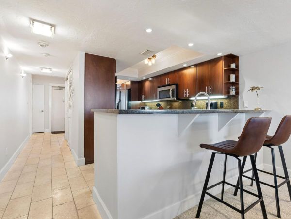 Posh Siesta Key Beach New Arrival