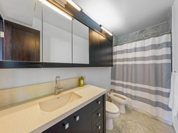 Puerto Rico Stylish Four Bedroom Vacation Rental Walk to Beach