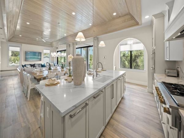 Luxury Clearwater Beach Vacation Rental Private Pool, Rooftop Deck & More