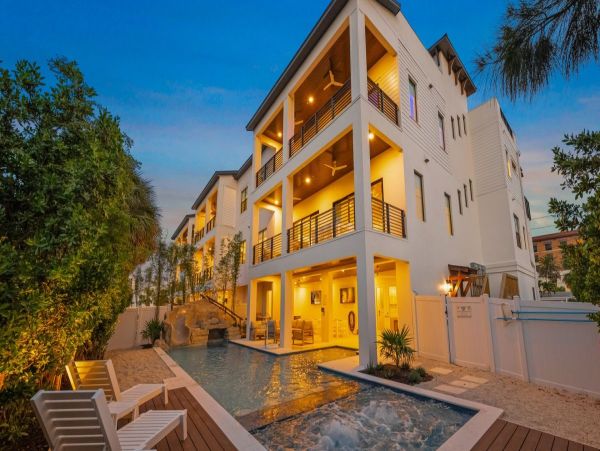 Luxury Clearwater Beach Vacation Rental Private Pool, Rooftop Deck & More