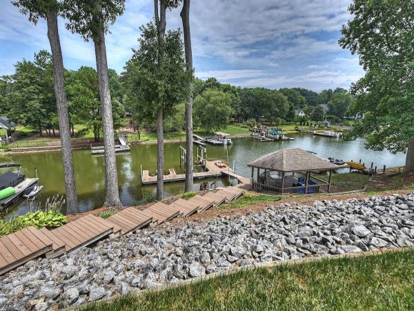 Lake Norman Home 1093979