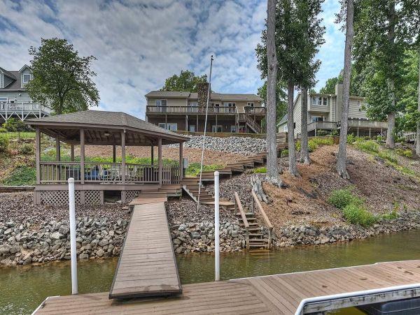 Lake Norman Home 1093979