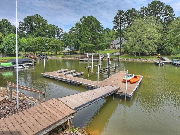 Lake Norman Home 1093979