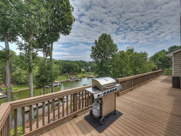 Lake Norman Home 1093979