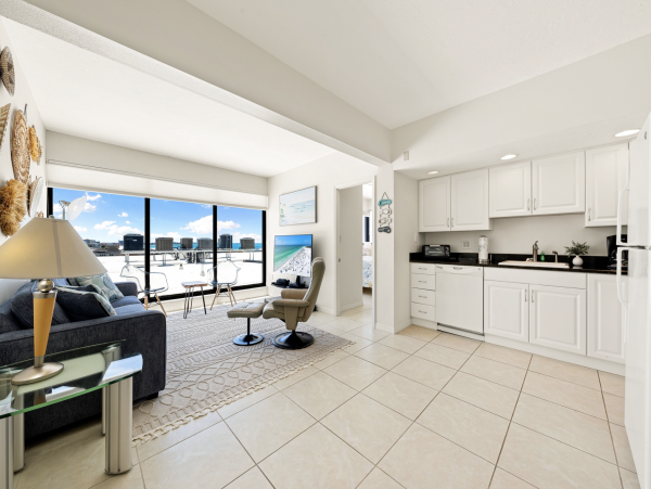 Siesta Key Beachfront Vacation Rental - Siesta Key Condo with Ocean Views