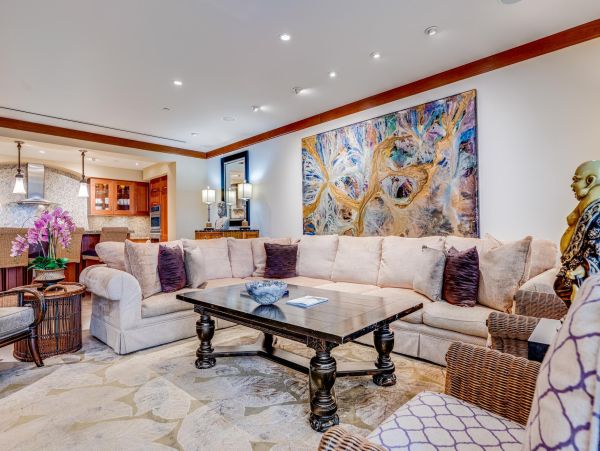 One of The most Sought After Private Villas in Waillea.