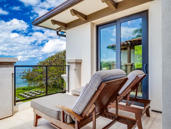 One of The most Sought After Private Villas in Waillea.