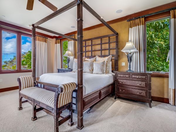 One of The most Sought After Private Villas in Waillea.