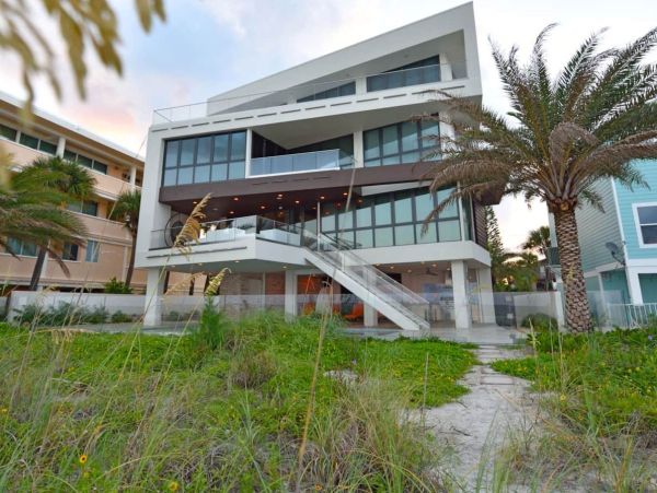 Five Bedroom Beachfront Treasure Island Vacation Home with Pool & Stunning Views