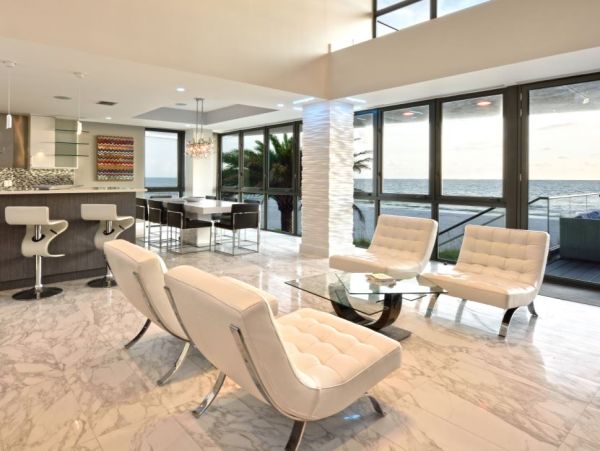 Five Bedroom Beachfront Treasure Island Vacation Home with Pool & Stunning Views
