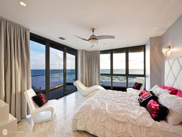 Five Bedroom Beachfront Treasure Island Vacation Home with Pool & Stunning Views