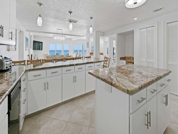 Luxury Gulf Front Vacation Rental in Miramar Beach -  Beachfront Event Home