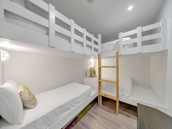 Luxury Gulf Front Vacation Rental in Miramar Beach -  Beachfront Event Home