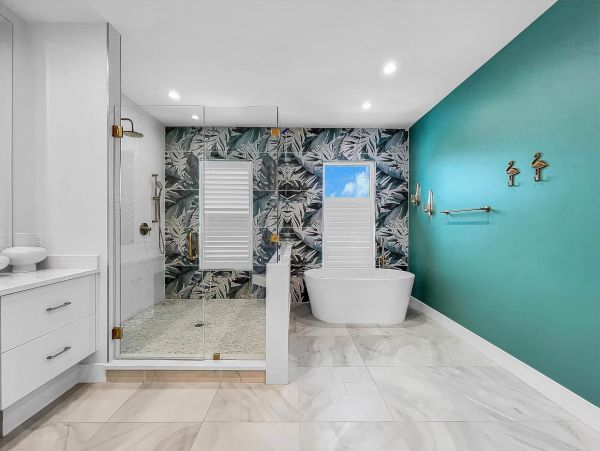 Gulf Front Vacation Rental with Private Pool & Jacuzzi Luxury Treasure Island Beach House