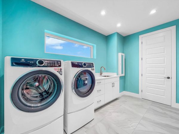 Gulf Front Vacation Rental with Private Pool & Jacuzzi Luxury Treasure Island Beach House