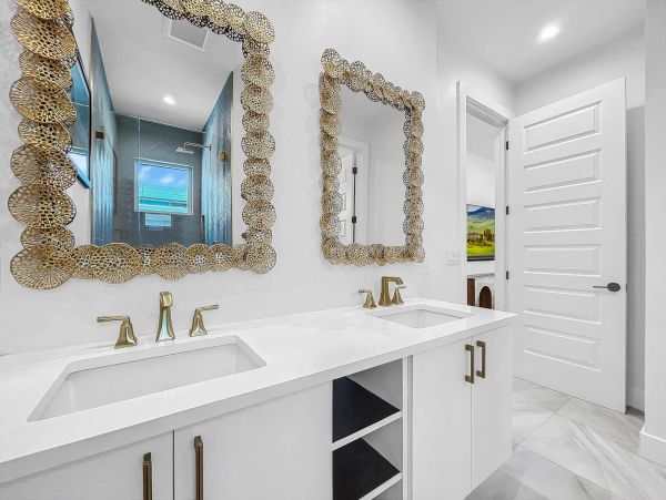 Gulf Front Vacation Rental with Private Pool & Jacuzzi Luxury Treasure Island Beach House
