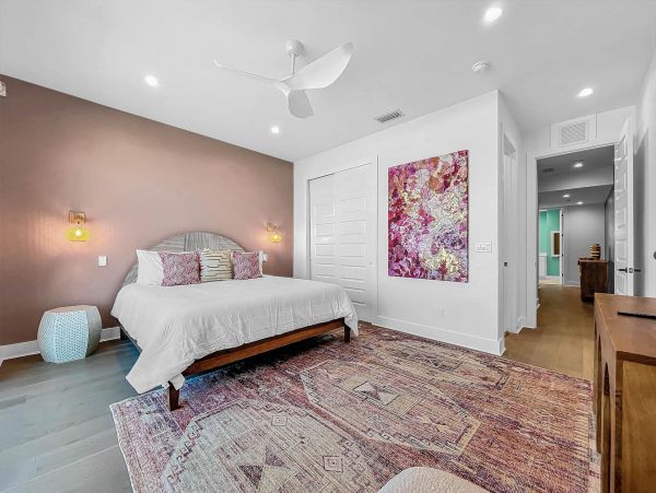 Gulf Front Vacation Rental with Private Pool & Jacuzzi Luxury Treasure Island Beach House