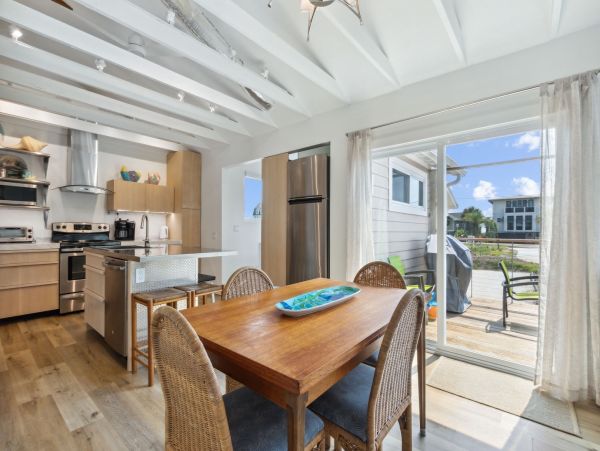 Amelia Island Five Bedroom Steps to the Beach Vacation Rental