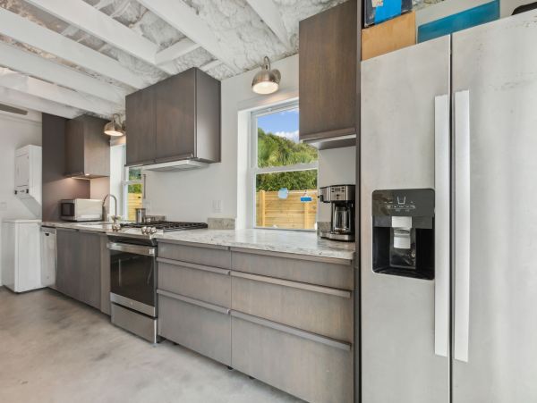 Amelia Island Five Bedroom Steps to the Beach Vacation Rental