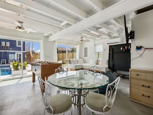 Amelia Island Five Bedroom Steps to the Beach Vacation Rental
