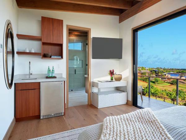 Luxury South Shore Kauai Vacation Rental Koloa Estate for 14 Guests