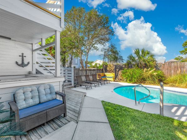 Santa Rosa Beach Scenic 30A Vacation Rental Sleeps 18