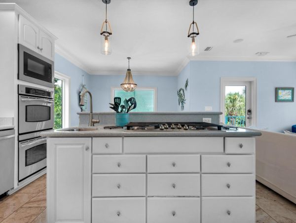 Miramar Beach Vacation Rental Luxury 6-Bedroom Pool Home