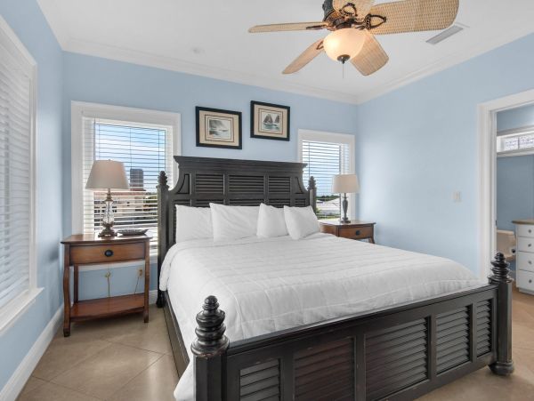 Miramar Beach Vacation Rental Luxury 6-Bedroom Pool Home