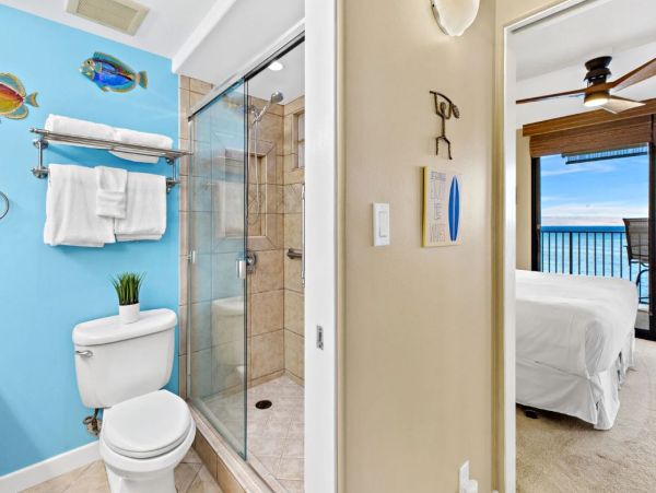 Maui Oceanfront Condo Luxury Beachfront Rental in Kahana