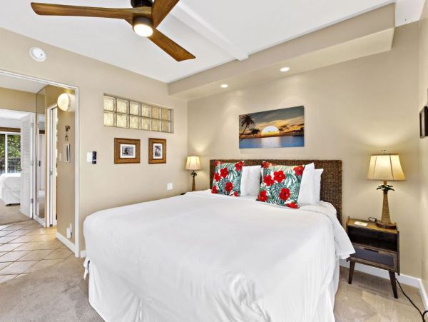 Maui Oceanfront Condo Luxury Beachfront Rental in Kahana