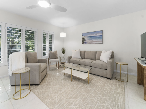 Olde Naples Vacation Rental – Steps to Beach & 5th Avenue